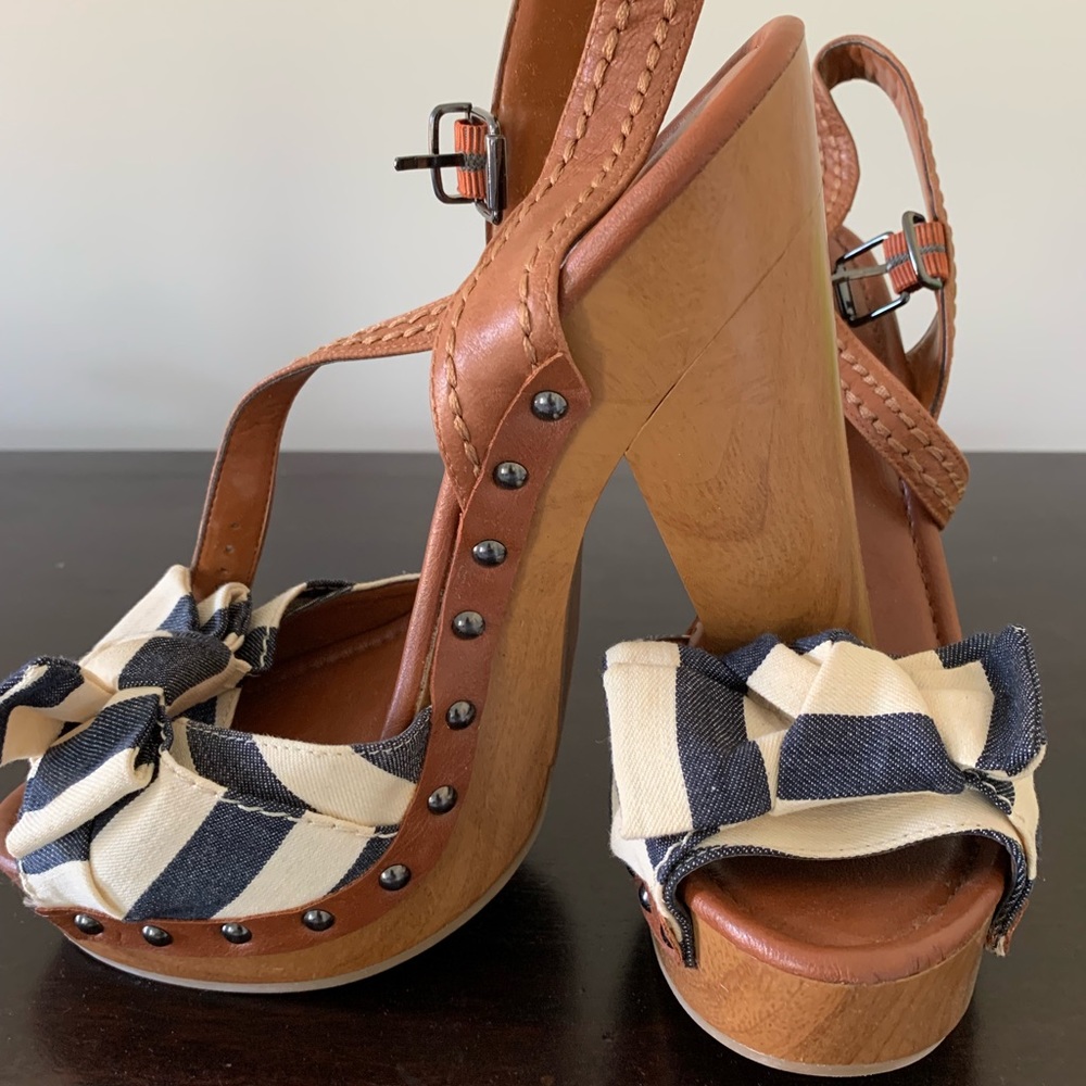 Jessica Simpson JS-Terri